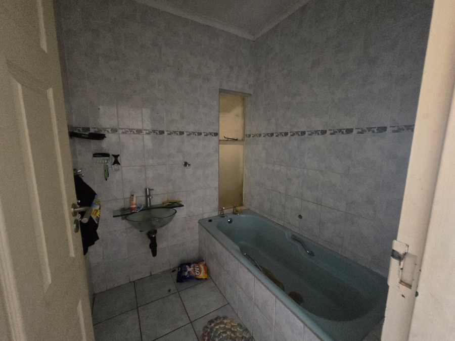 3 Bedroom Property for Sale in Amalinda North Eastern Cape